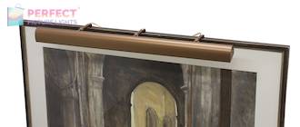Traditional 42" Bronze Picture Light